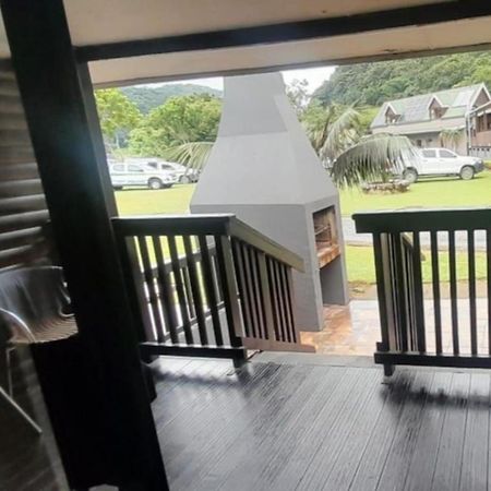 Port St Johns River Lodge Port Saint Johnʼs Zewnętrze zdjęcie